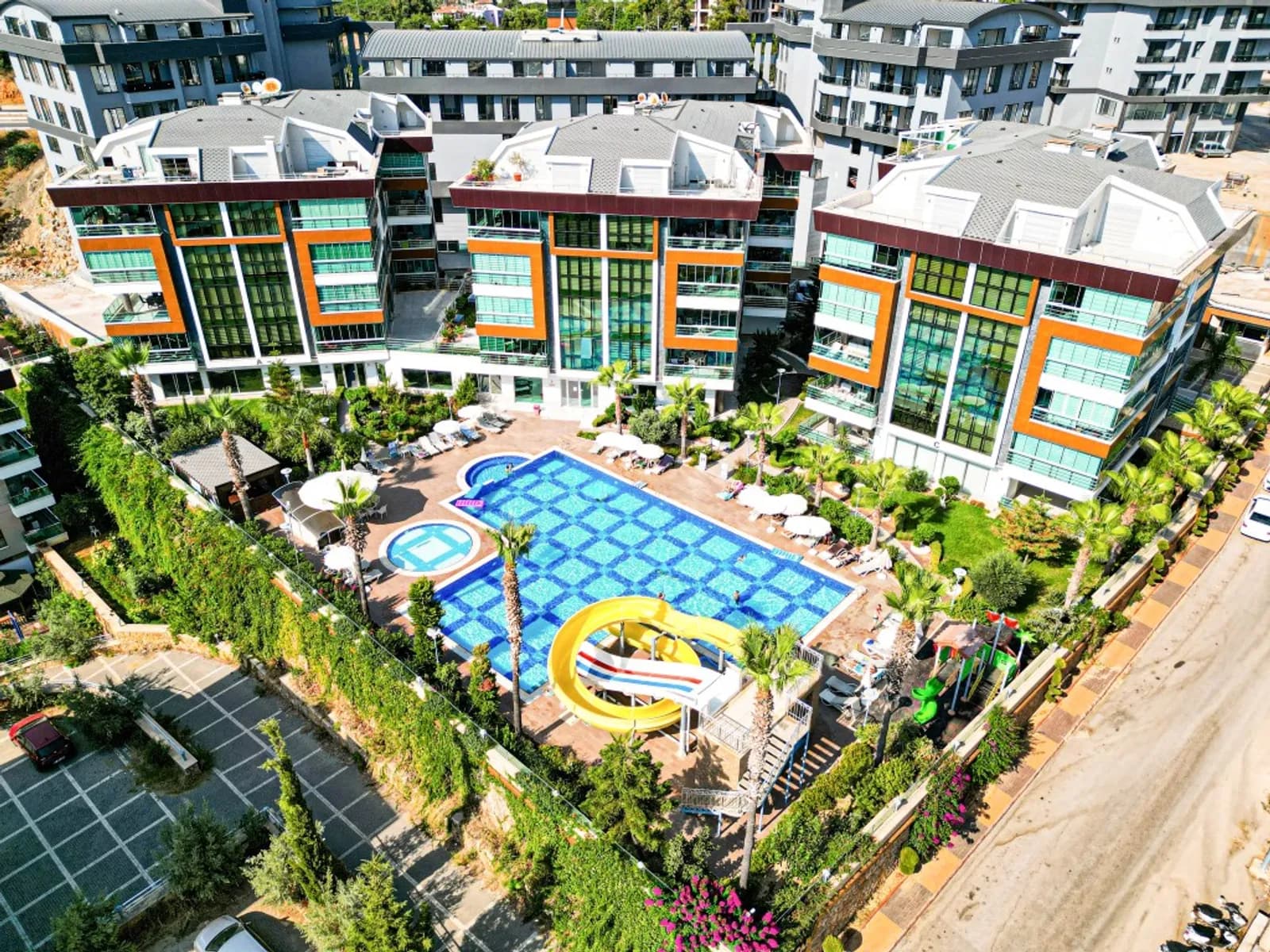Furnished 2+1 Apartment for Sale in MM Star Site, Alanya Oba