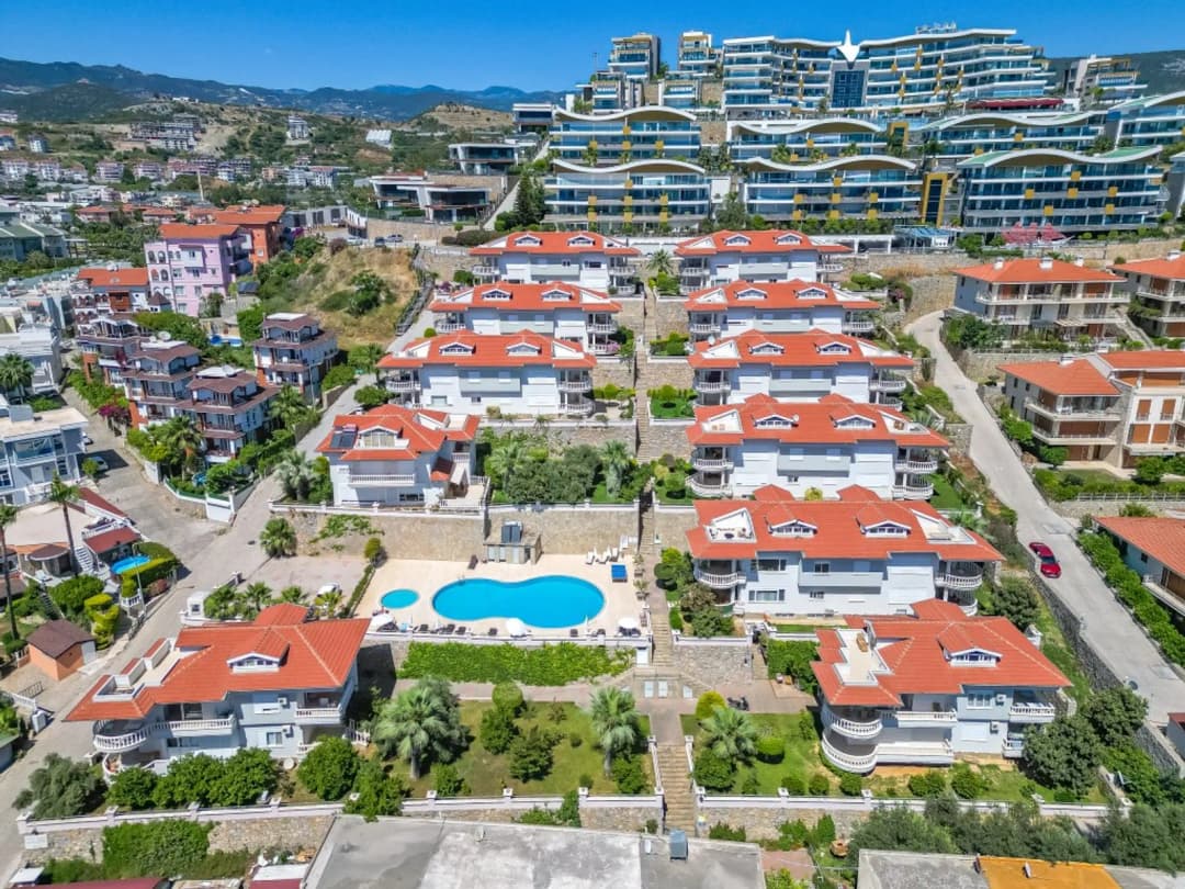 Deniz Manzaralı İkamete Uygun Alanya Uygun Konak Beach Residencede 2+1 Daire