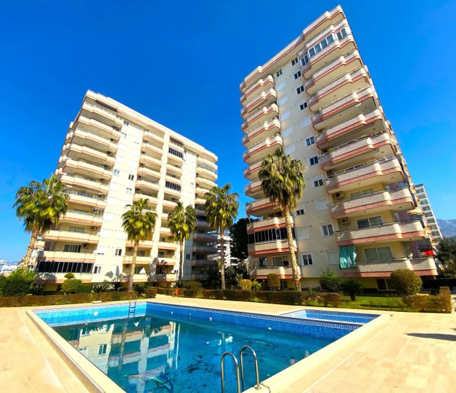 Luxury Fully Furnished 2+1 Apartment for Sale in Mahmutlar Toros 7 Residence – 300m from the Sea