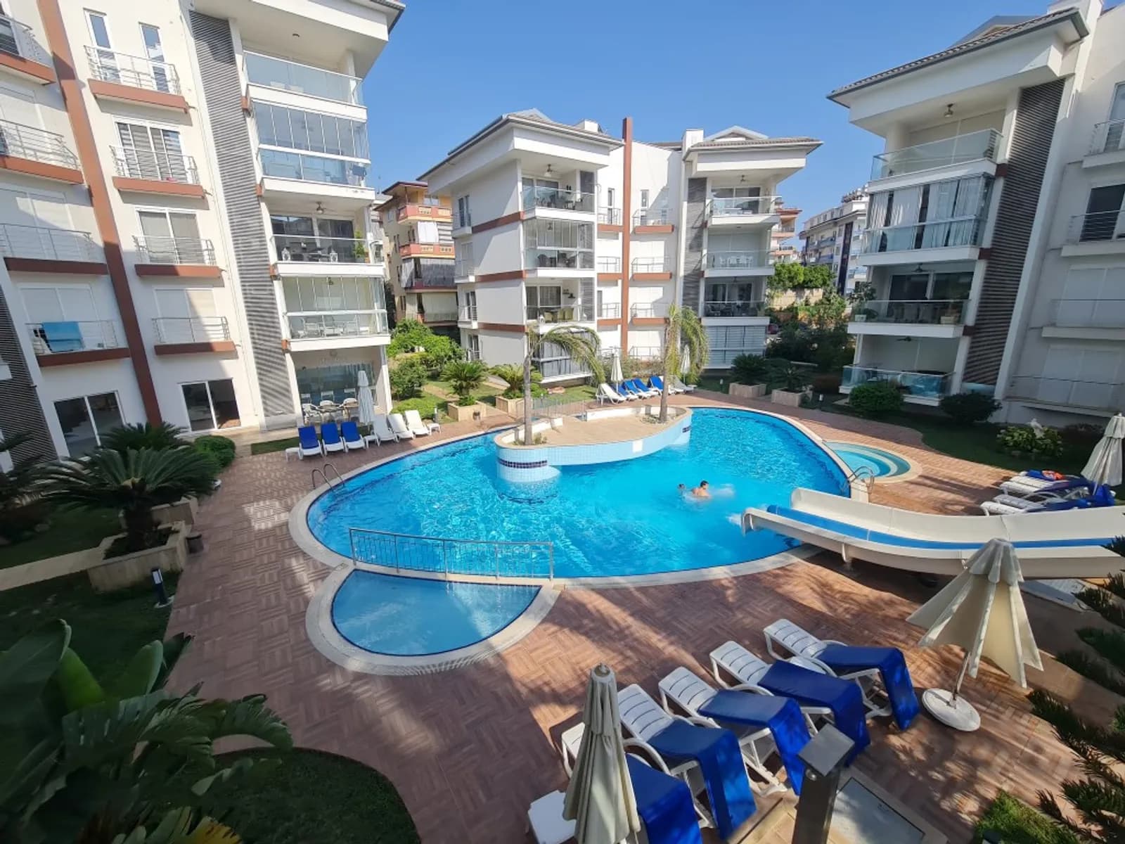 Luksuzni 2+1 apartman u Oba – Riviera Garden, potpuno grijani i namješteni