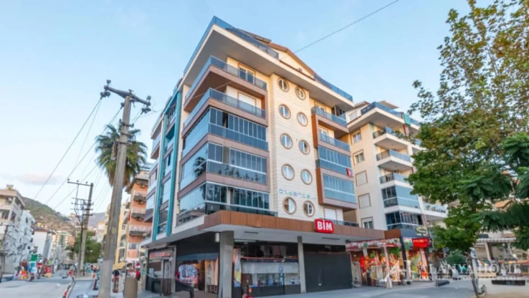 Kleopatra Özdence Eşyalı 2+1 Daire – İkamete Uygun, Eşyalı, Deniz & Dağ Manzaralı