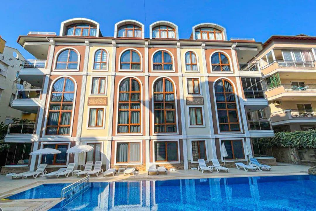 Namješten Apartman 1+1 U Blizini Jezera Oba S Bazenom, 300m Od Mora Obagöl.