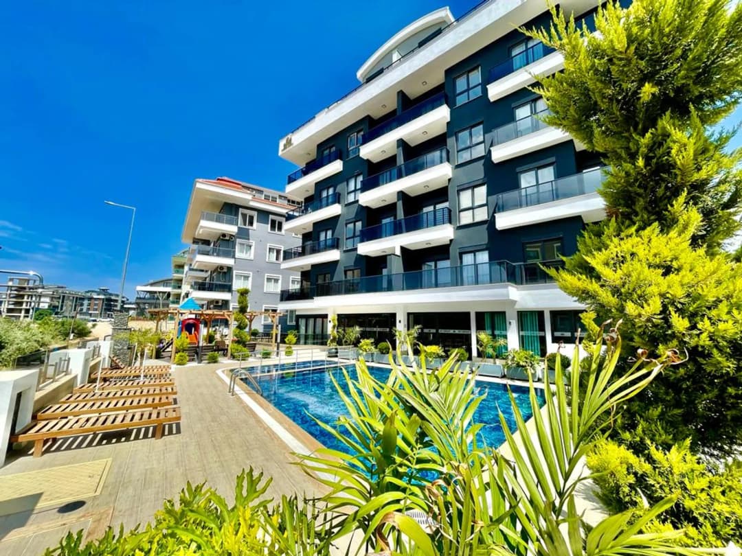 Iky United Suites – Private Garden 2+1 Duplex Apartment, Oba, Near The Sea, Full-amenity Resort