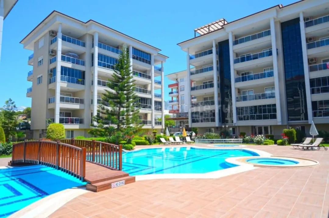 Kestel Four Seasons Residence 1+1 Daire – Eşyalı, Kısmi Deniz Manzaralı Ve Denize 70 Metre