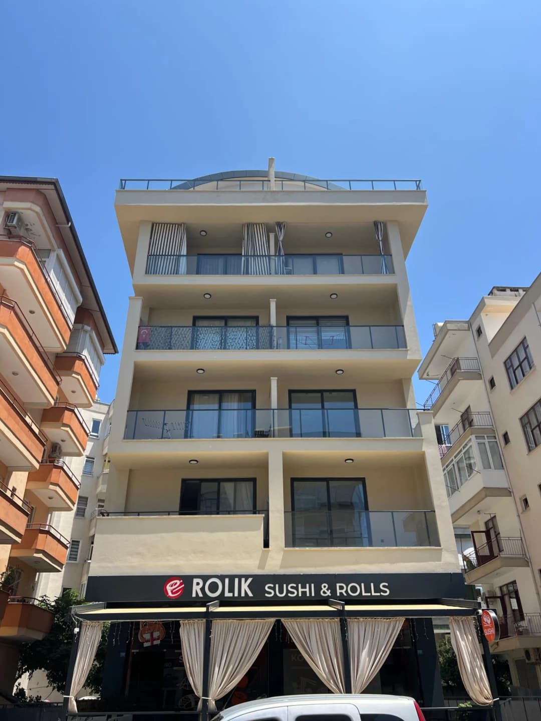 Alanya Cleopatra’da Denize 400 M Mesafede Aktiviteli Soho Elemental Residencede 1+1 Daire